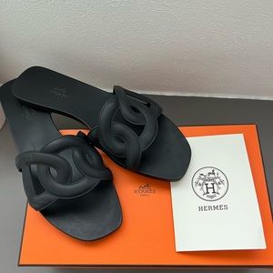 Hermes Aloha Sandals - 39